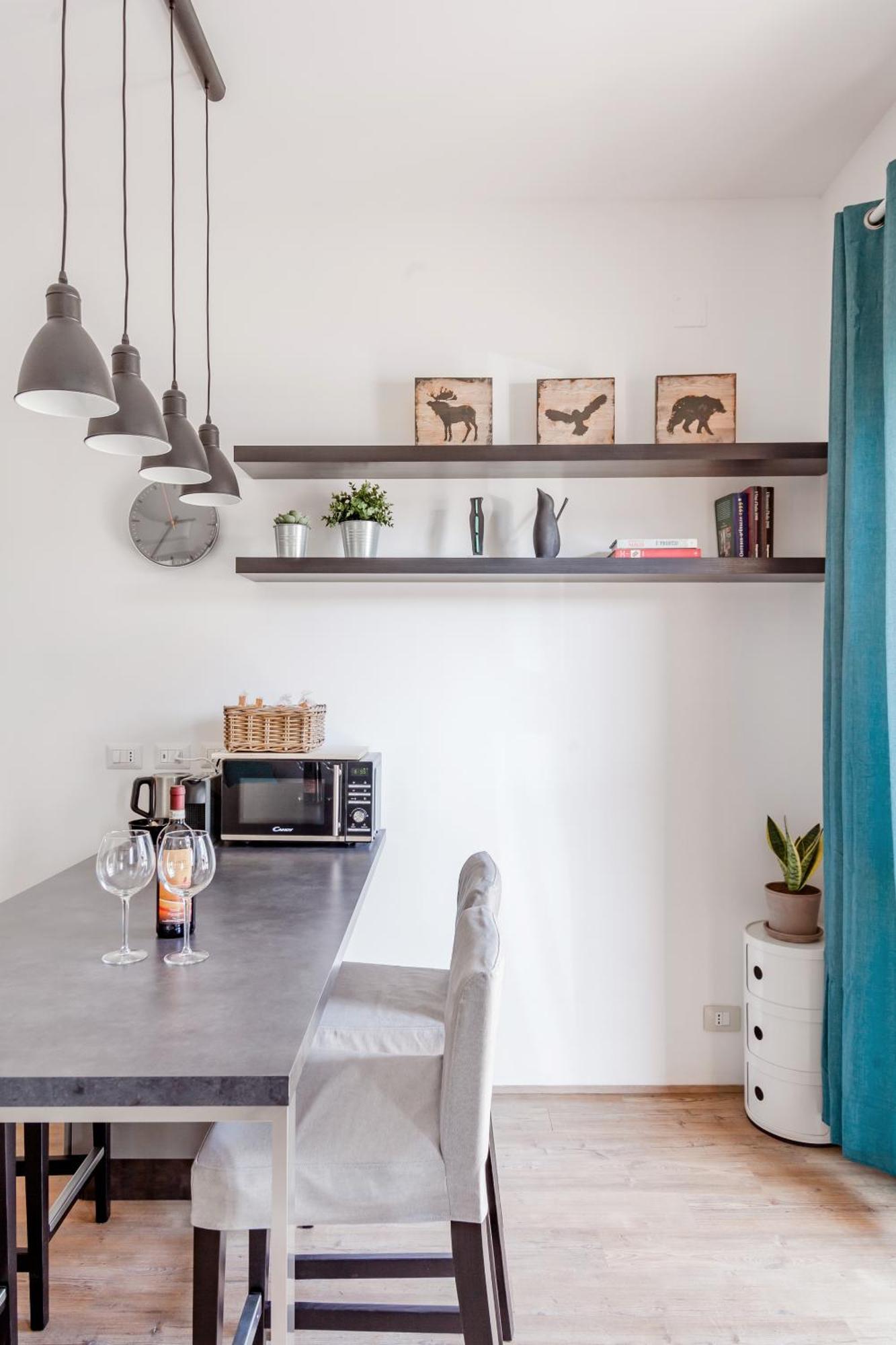 Open The Classic Wooden Shutters At A Cozy City Nest Florenţa Exterior foto